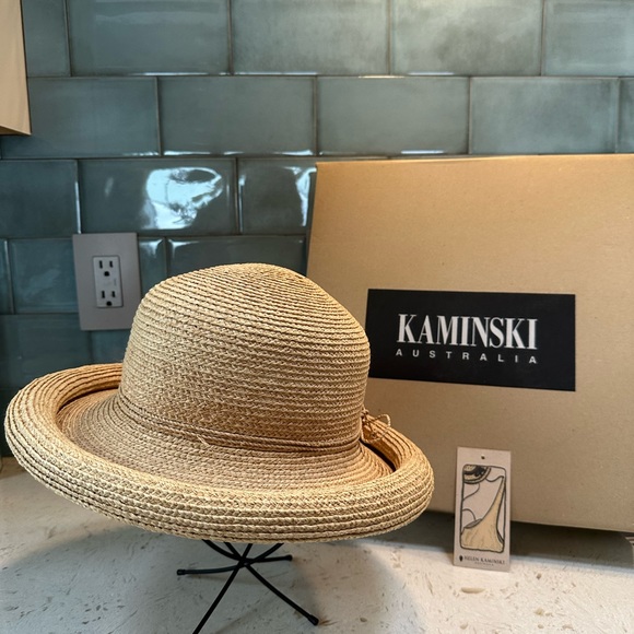 Vintage Handmade Kaminski Australia Raffia Hat Gorgeous, Classic, Trendy, Luxury - Picture 3 of 14